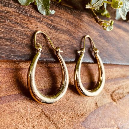Chunky Golden Oval Hoop Earrings / Thick Hoop Earrings / Contemporary Jewelery / Modern / Boho / Rustic / Tribal / Fashion Outfit