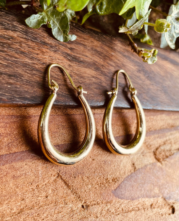 Chunky Golden Oval Hoop Earrings / Thick Hoop Earrings / Contemporary Jewelery / Modern / Boho / Rustic / Tribal / Fashion Outfit