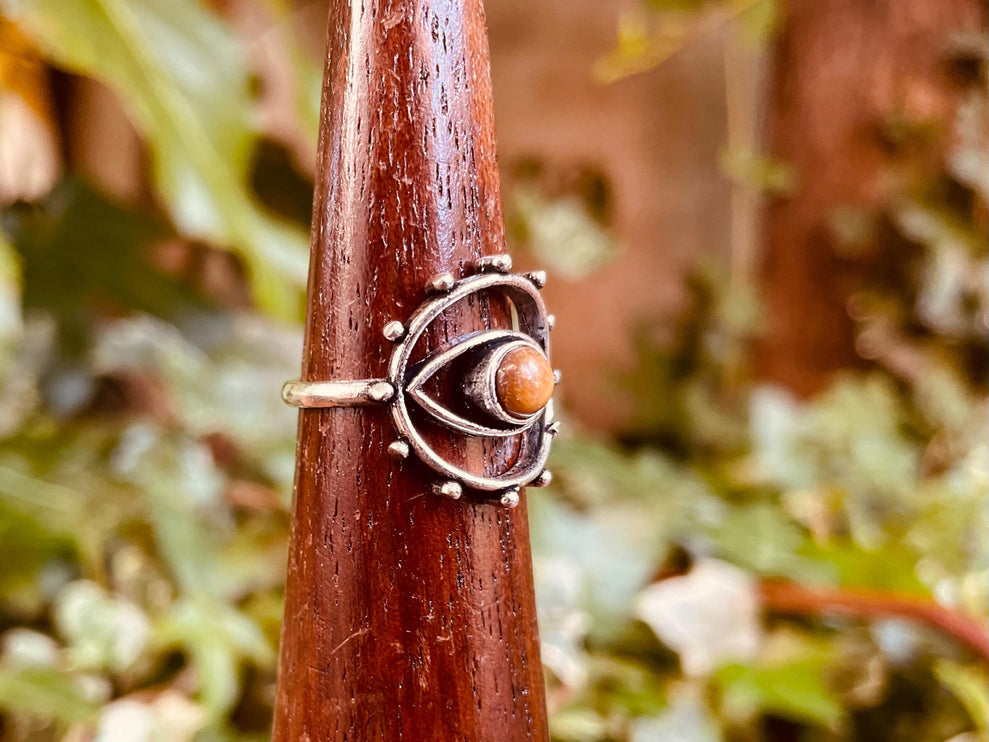 Silver Eye Tiger Eye Ring / Unique Gemstone Ring / Unisex Ring / Illuminati / Third Eye / Boho / Ethnic / Rustic / Gypsy / Psy / Thumb