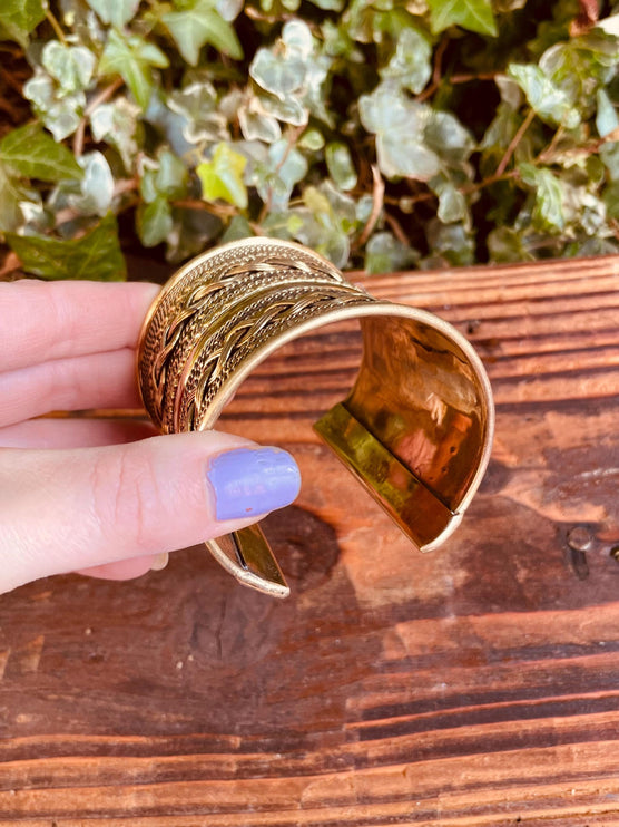 Large Cuff Gold Boho Bracelet / Tribal / Celtic / Berber / Ethnic jewelery / Steampunk / Burning Man / Gypsy / Jewellery / Adjustable