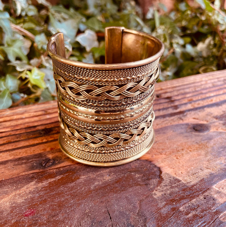 Large Cuff Gold Boho Bracelet / Tribal / Celtic / Berber / Ethnic jewelery / Steampunk / Burning Man / Gypsy / Jewellery / Adjustable