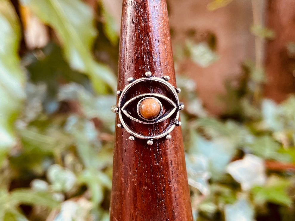 Silver Eye Tiger Eye Ring / Unique Gemstone Ring / Unisex Ring / Illuminati / Third Eye / Boho / Ethnic / Rustic / Gypsy / Psy / Thumb