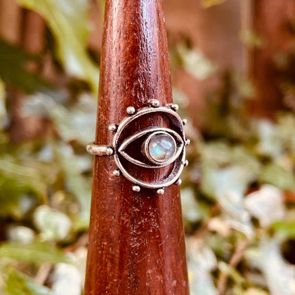 Silver Eye Labradorite Ring / Unique Gemstone Ring / Unisex Ring / Illuminati / Third Eye / Boho / Ethnic / Rustic / Gypsy / Gift for Her