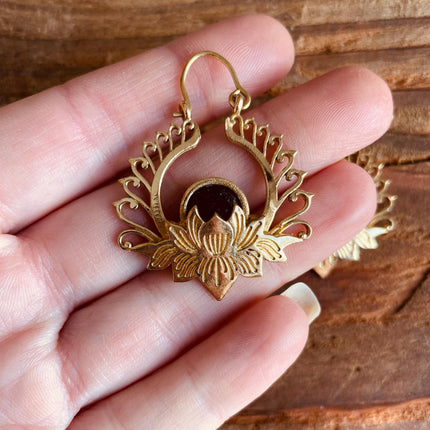 Black Onyx Earrings Gold Lotus Flower Brass Jewelery / Rustic / Yoga / Boho Jewellery Bohemian Style / Festival Look / Ibiza / Gift for Her