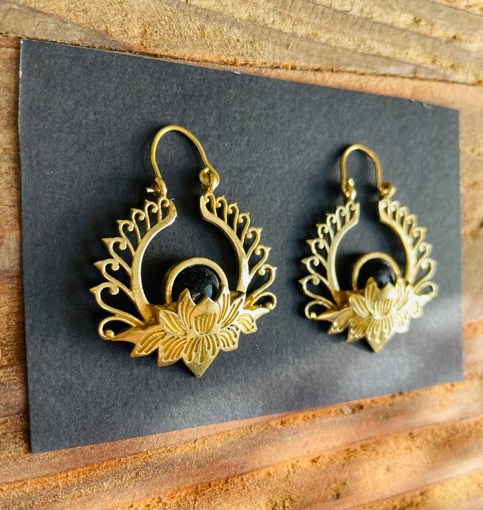 Black Onyx Earrings Gold Lotus Flower Brass Jewelery / Rustic / Yoga / Boho Jewellery Bohemian Style / Festival Look / Ibiza / Gift for Her