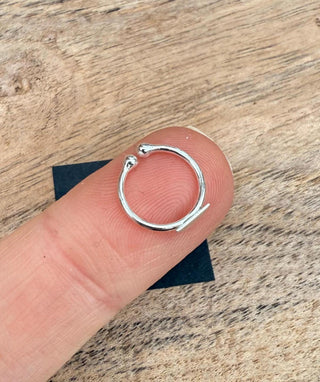 Triangle Ear Cuff Sterling Silver / Body Jewellery / Hypoallergenic / Boho Jewelery / Bohemian Look / Yoga Style / Adjustable / Unisex