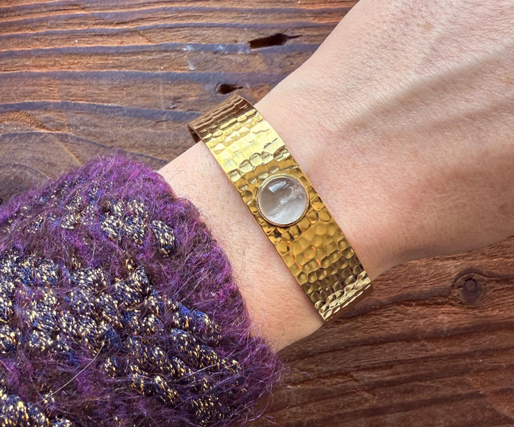 Hammered Brass Bracelet with Moonstone / Adjustable / Bohemian Jewellery / Ethnic Style / Rustic / Boho / Gift for Her / Artisanal /