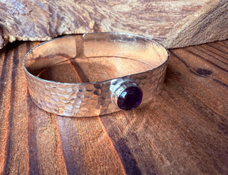 Hammered Silver Bracelet with Amethyst / Adjustable / Bohemian Jewellery / Ethnic Style / Rustic / Boho / Gift for Her / Artisanal /