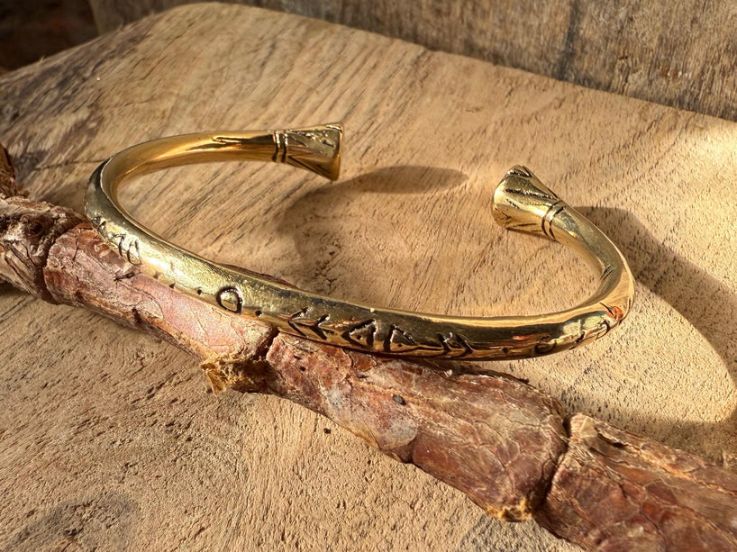 Bracelet Tribal Symbols Native Markings / Bangle / Cuff / Unisex / Boho / Ethnic / Rustic / Bohemian / Hippie / Costume Fashion Jewelery /