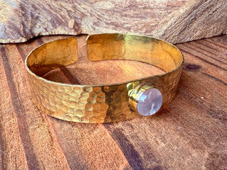 Hammered Brass Bracelet with Moonstone / Adjustable / Bohemian Jewellery / Ethnic Style / Rustic / Boho / Gift for Her / Artisanal /