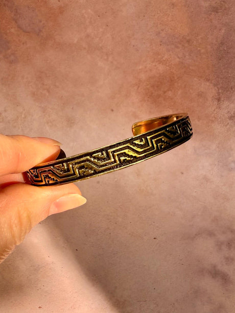 Bracelet Tribal Symbols Native Markings / Bangle / Cuff / Unisex / Boho / Ethnic / Rustic / Bohemian / Hippie / Costume Fashion Jewelery /