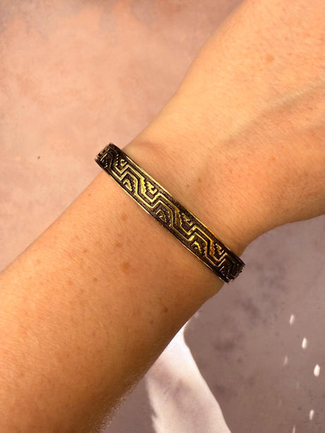 Bracelet Tribal Symbols Native Markings / Bangle / Cuff / Unisex / Boho / Ethnic / Rustic / Bohemian / Hippie / Costume Fashion Jewelery /
