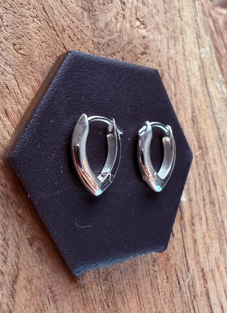 Sterling Silver Earrings / Silver 925 Hoops / Dainty / Classic Jewellery / Minimalist Earrings / Hypoallergenic / Contemporary Jewelry /