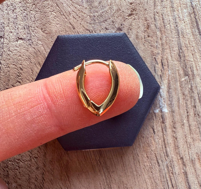 Gold Hoop Earrings 14K Plated / Silver 925 Hoops / Dainty / Classic Jewellery / Minimalist Earrings / Hypoallergenic / Contemporary Jewelry