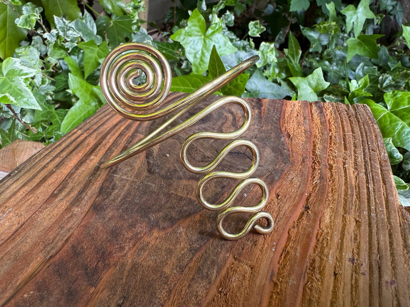 Spiral Brass Arm Bracelet / Boho / Tribal / Bangle/ Ethnic / Rustic / Bohemian / Hippie / Body Jewellery / FestivaL Fashion / Adjustable