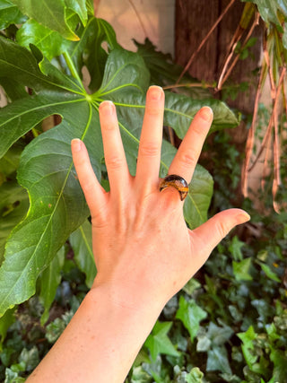 Crescent Moon Tiger's Eye Brass Ring / Boho Jewellery / Spiritual Gift for Her / Women's Ring / Astrology Jewelery / Meditation / Yoga
