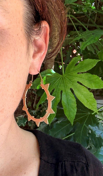 Triangle Silver Hoop Earrings / Spikes / Geometric / Boho Look / Bohemian Style / Rustic / Ethnic / Tribal / Festival /