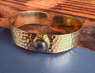 Hammered Brass Bracelet Labradorite / Adjustable / Bohemian Jewellery / Ethnic Style / Rustic / Boho / Gift for Her / Artisanal /