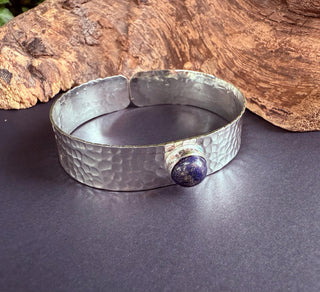 Lapis Lazuli Hammered Silver Bracelet / Adjustable / Bohemian Jewellery / Ethnic Style / Rustic / Boho / Gift for Her / Artisanal /