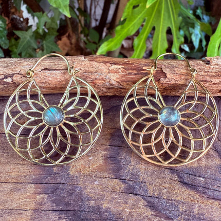 Labradorite & Brass Hoop Earrings / Ethnic Jewelery / Rustic / Yoga / Hippie / Gypsy Style / Festival Fashion / Gift for Her / Boho Look