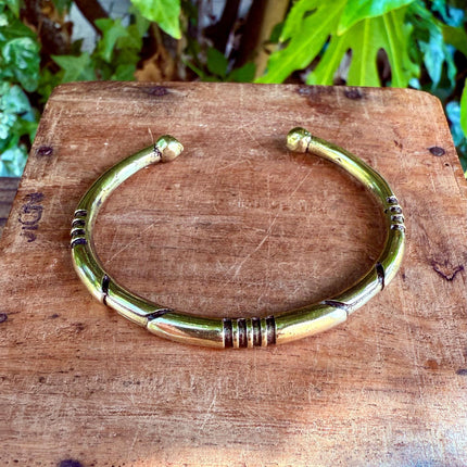 Bracelet Tribal Symbols Native Markings / Bangle / Cuff / Unisex / Boho / Ethnic / Rustic / Bohemian / Hippie / Costume Fashion Jewelery /