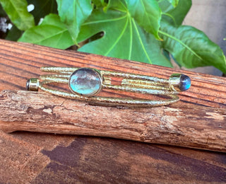 Hammered Brass Bracelet Labradorite / Adjustable / Bohemian Jewellery / Ethnic Style / Rustic / Boho / Gift for Her / Artisanal /