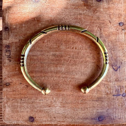 Bracelet Tribal Symbols Native Markings / Bangle / Cuff / Unisex / Boho / Ethnic / Rustic / Bohemian / Hippie / Costume Fashion Jewelery /