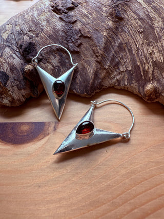 Carnelian Triangle Earrings / Argent / Geometric / Tribal / Mandala / Ethnic / Rustic / Yoga / Boho / Bohemian / Festival Fashion