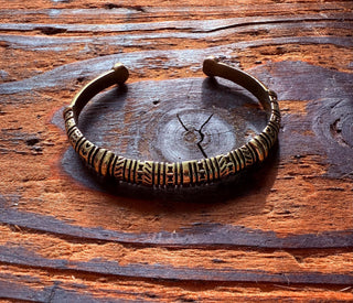 Bracelet Tribal Symbols Native Markings / Boho / Ethnic / Rustic / Bohemian / Hippie