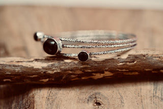 Large Size Hammered Silver Bracelet with Black Onyx Stones, Bohemian Bangles, Gift Box Option, Boho, Artisanal