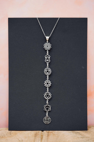 Seven 7 Chakras Necklace / Hypoallergenic / Silver / Yoga / Reiki / Boho / Hippie / Rustic / Ethnic / Crystals / Third Eye / Illuminati