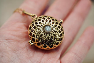 Gold Bola Necklace Brass & Labradorite / Pregnancy / Harmony Ball / Chimes / Vegan / Ethnic / Boho / Hippie / Rustic / Hypoallergenic