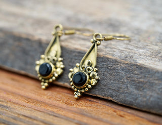 Boho Black Onyx Dangle Earrings – Vintage Style Brass Dangle Earrings – Ethnic Tribal Jewellery – Black Stone – Gift for Her