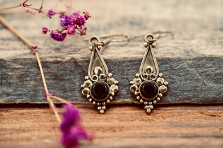 Boho Black Onyx Dangle Earrings – Vintage Style Brass Dangle Earrings – Ethnic Tribal Jewellery – Black Stone – Gift for Her