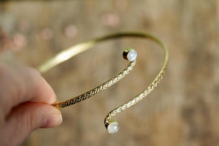 Brass Moonstone Arm Cuff Bracelet – Textured Gold Upper Arm Bracelet, Boho Goddess Jewellery, Adjustable Statement Arm Band, Festival