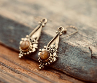 Boho Tiger's Eye Drop Earrings – Vintage Style Brass Dangle Earrings – Ethnic Tribal Jewellery – Brown Stone – Gift for Her