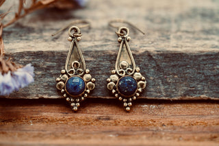 Boho Lapis Lazuli Dangle Earrings – Vintage Style Brass Dangle Earrings – Ethnic Tribal Jewellery – Blue Stone – Gift for Her