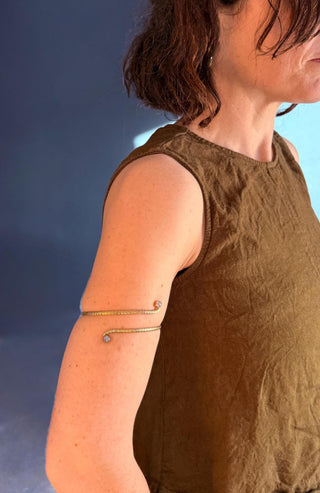 Brass Arm Cuff Bracelet Green Onyx Stone – Textured Golden Upper Arm Bracelet, Boho Goddess Jewellery, Adjustable Statement Arm Band