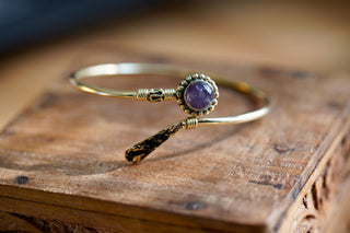 Amethyst Brass Bangle Bracelet – Boho Cuff with Purple Gemstone – Adjustable Statement Jewellery Gift for Her