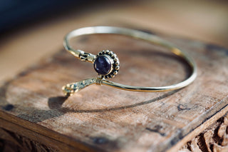 Amethyst Brass Bangle Bracelet – Boho Cuff with Purple Gemstone – Adjustable Statement Jewellery Gift for Her