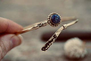 Lapis Lazuli Brass Bangle Bracelet – Boho Cuff with White Gemstone – Adjustable Statement Jewellery Gift for Her