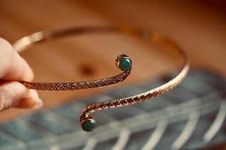 Brass Arm Cuff Bracelet Green Onyx Stone – Textured Golden Upper Arm Bracelet, Boho Goddess Jewellery, Adjustable Statement Arm Band