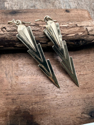 Art Deco Lightning Bolt Dangle Earrings – Minimalist Geometric Drop Earrings in Gold Tone