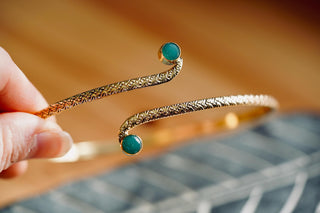 Brass Arm Cuff Bracelet Green Onyx Stone – Textured Golden Upper Arm Bracelet, Boho Goddess Jewellery, Adjustable Statement Arm Band
