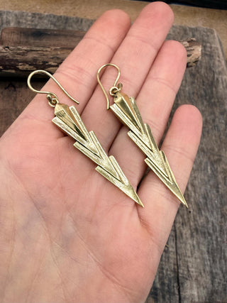 Art Deco Lightning Bolt Dangle Earrings – Minimalist Geometric Drop Earrings in Gold Tone