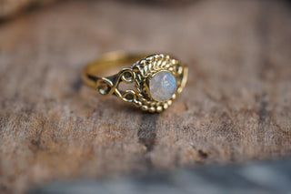 Moonstone Brass Ring, Boho Moonstone Ring, Natural Stone Ring, Vintage Gold Ring, Spiritual Gift for Her, Bohemian Jewellery