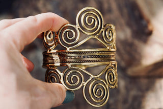 Boho Brass Cuff Bracelet – Adjustable Spiral Arm Cuff – Goddess Statement Bracelet – Tribal Bohemian Jewellery – Festival Wrist Cuff