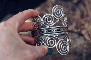 Boho Silver Cuff Bracelet – Adjustable Spiral Arm Cuff – Goddess Statement Bracelet – Tribal Bohemian Jewellery – Festival Wrist Cuff