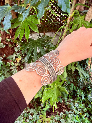 Boho Silver Cuff Bracelet – Adjustable Spiral Arm Cuff – Goddess Statement Bracelet – Tribal Bohemian Jewellery – Festival Wrist Cuff