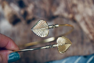 Boho Brass Arm Bracelet, Leaf Upper Arm Cuff, Adjustable Armlet, Festival Jewellery, Goddess Style Arm Band, Bohemian Jewellery Gift